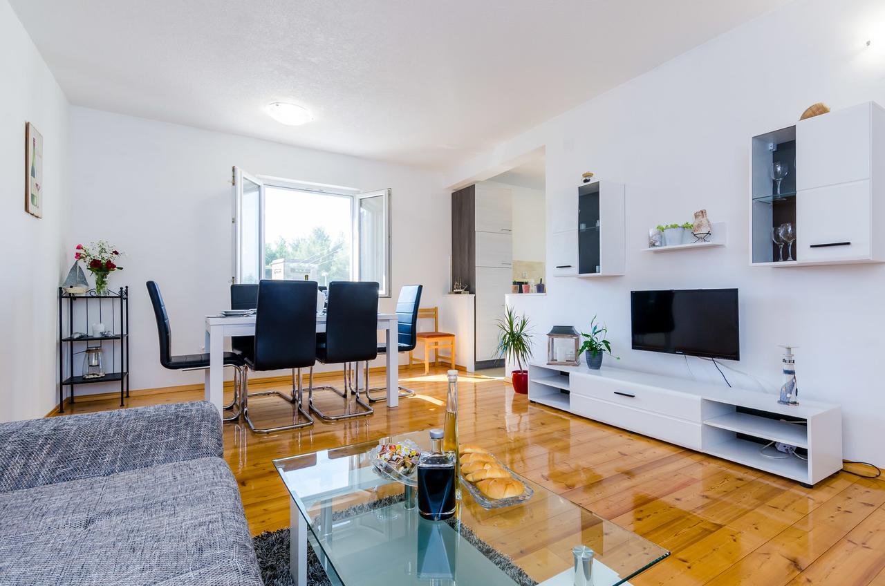 Apartment & Rooms Mazdin Banići Kültér fotó